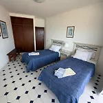 Do Vau - Vau Janelas Azuis Apartment *